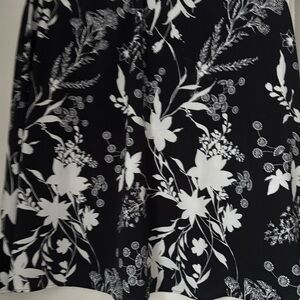 Floral Black and White Women's Skirt with pockets